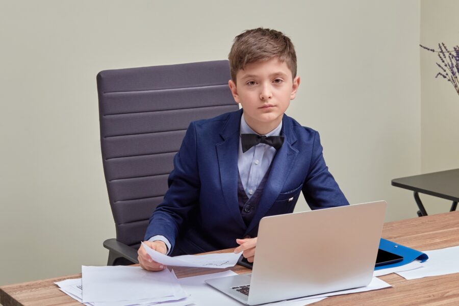 How Suits Can Make Men And Boys Look Smart For Any Special Occasion How Suits Can Make Men And Boys Look Smart For Any Special Occasion